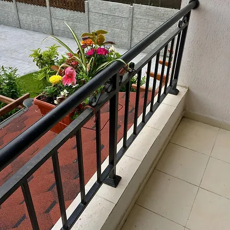 Sarafovo Sea & Forest 布尔加斯