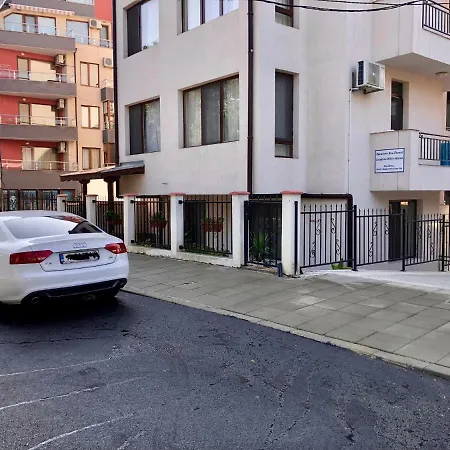 Sarafovo Sea & Forest 布尔加斯